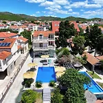 Lana Apartamento