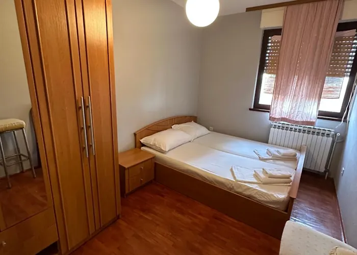 Apartman Lana *